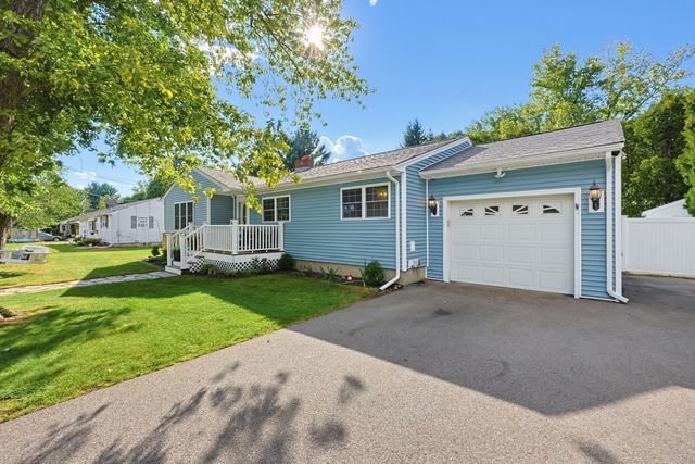 2 Malden St, Oxford, MA 01540