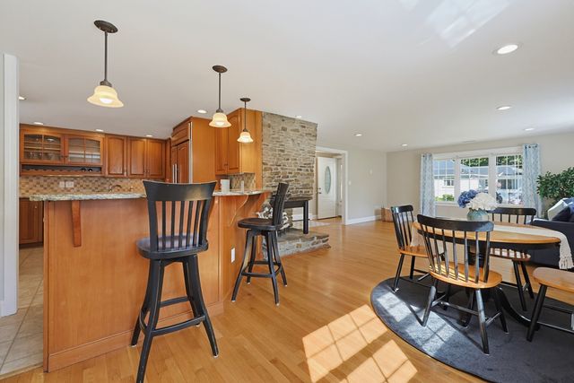 2 Malden St, Oxford, MA 01540