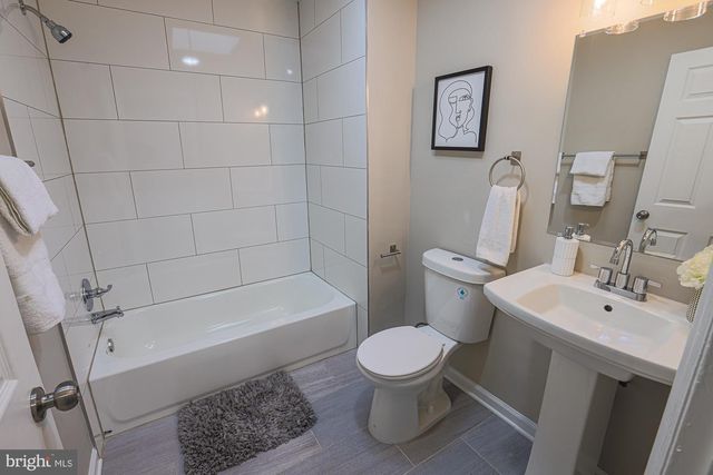 107 LARUE SQ S, Baltimore, MD 21225