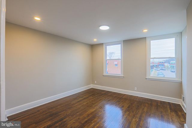 107 LARUE SQ S, Baltimore, MD 21225