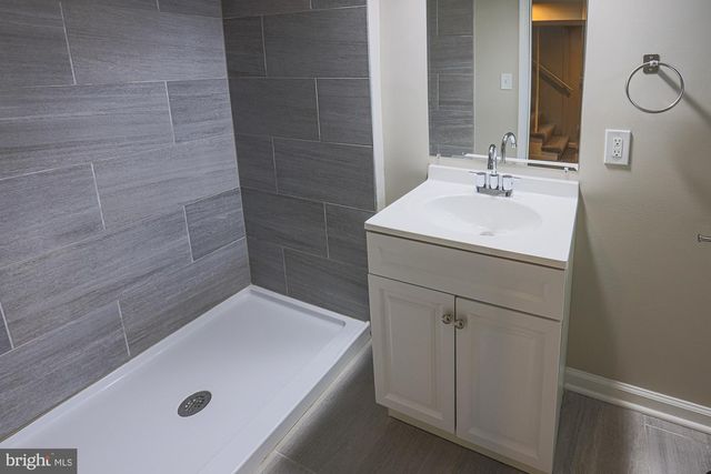 107 LARUE SQ S, Baltimore, MD 21225