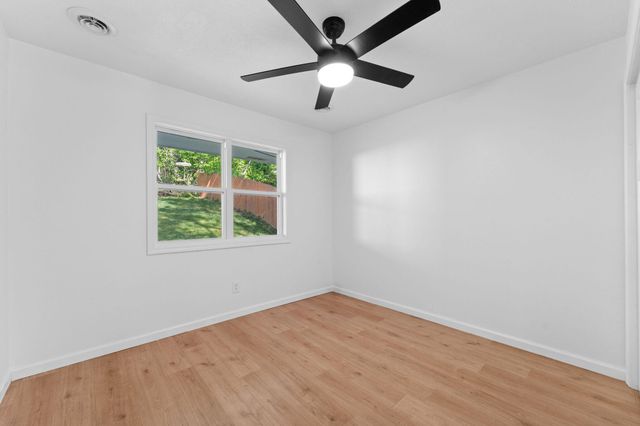 641 Eiserman Avenue, Branson, MO 65616