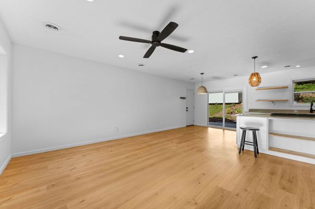641 Eiserman Avenue, Branson, MO 65616