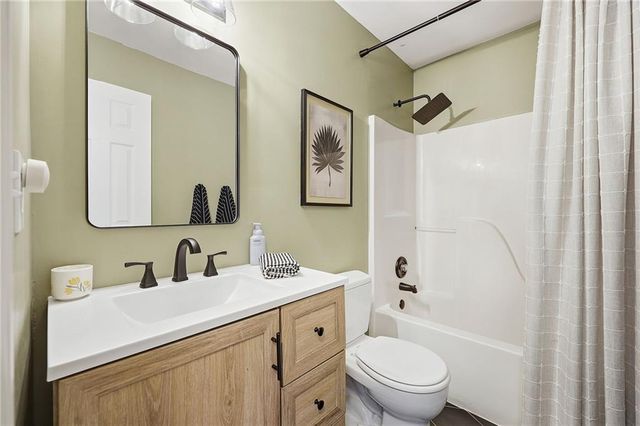 521 N Mulberry Street, Gardner, KS 66030