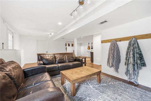 521 N Mulberry Street, Gardner, KS 66030