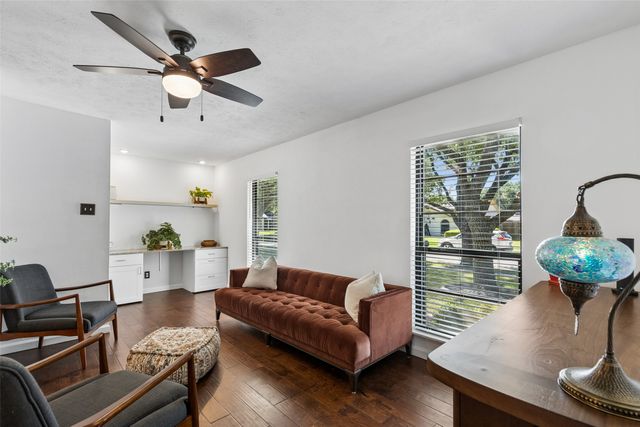 5069 Aztec Drive, The Colony, TX 75056