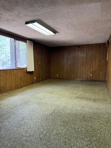 15834 Jackpine Road, La Pine, OR 97739