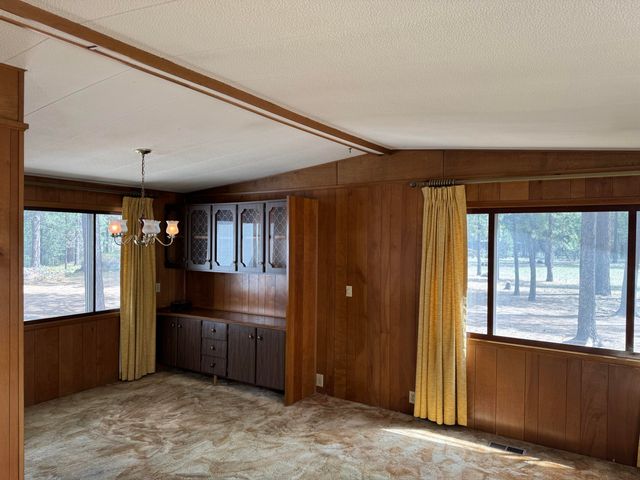 15834 Jackpine Road, La Pine, OR 97739