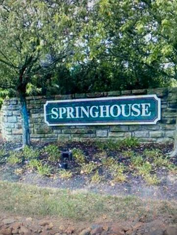 34 Spring Place, Highland Heights, KY 41076