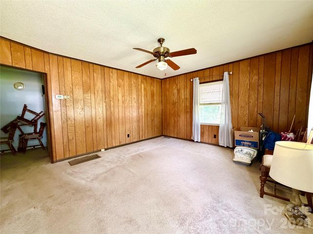 5057 Erickson Road, Charlotte, NC 28208
