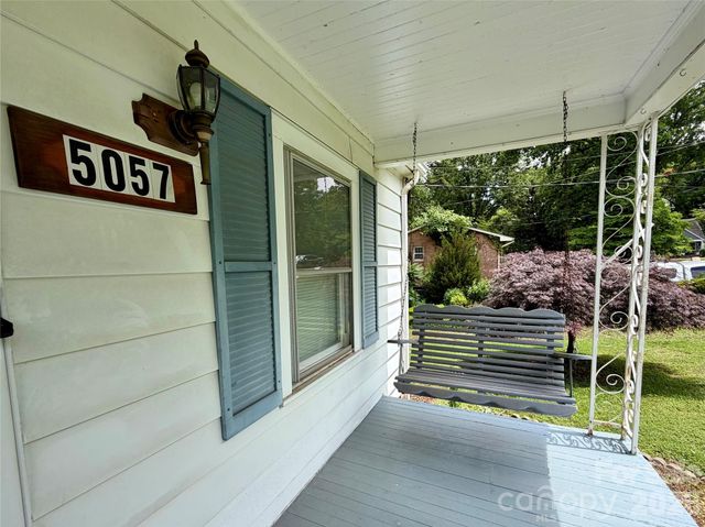 5057 Erickson Road, Charlotte, NC 28208
