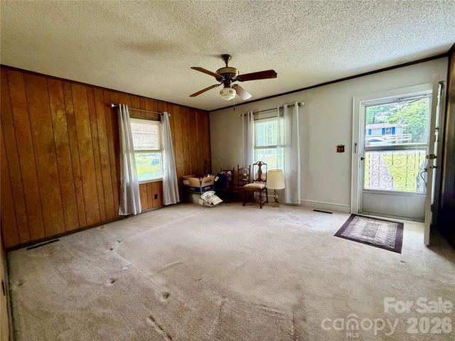 5057 Erickson Road, Charlotte, NC 28208