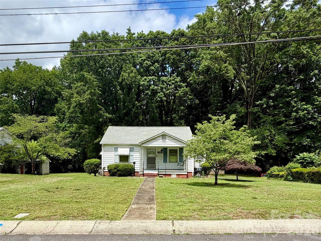 5057 Erickson Road, Charlotte, NC 28208