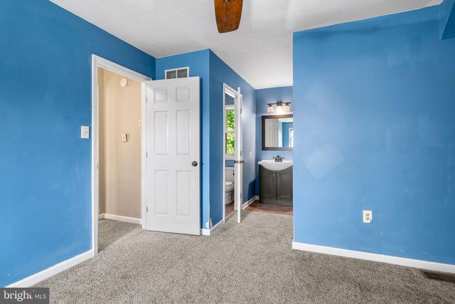 11 HEATHER CT, Elkton, MD 21921