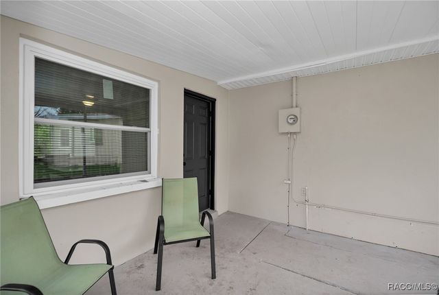 6 N Davis Street, Beverly Hills, FL 34465