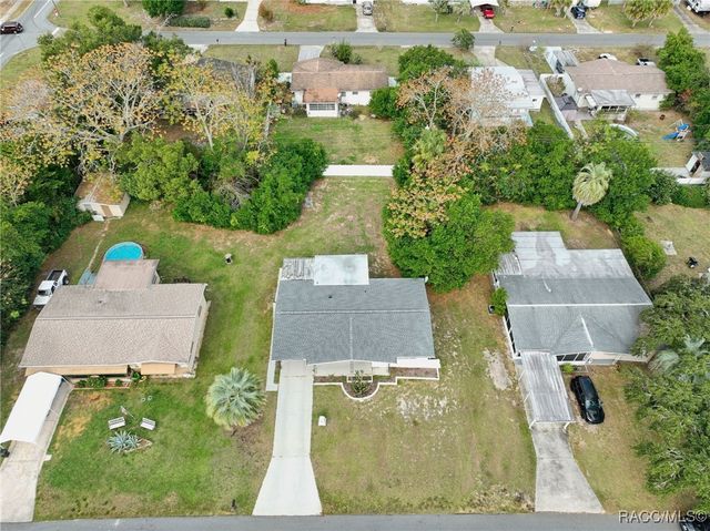 6 N Davis Street, Beverly Hills, FL 34465