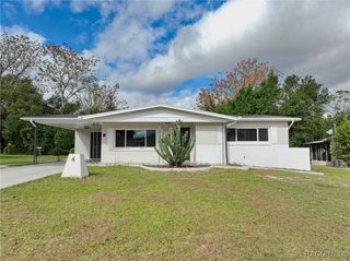 6 N Davis Street, Beverly Hills, FL 34465