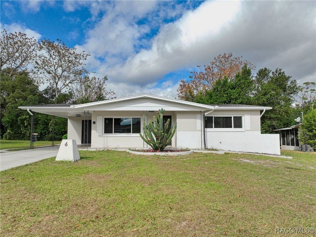 6 N Davis Street, Beverly Hills, FL 34465