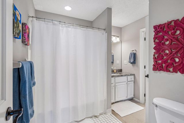 18645 Clear View Court, Minnetonka, MN 55345