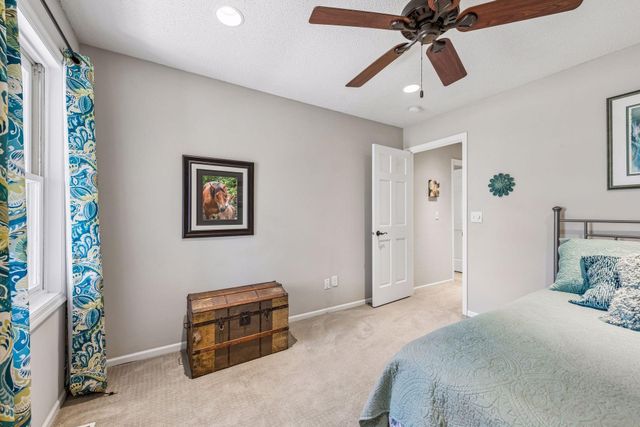 18645 Clear View Court, Minnetonka, MN 55345