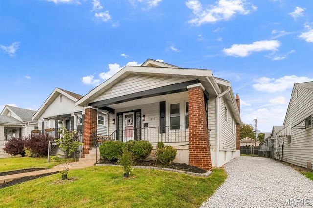 6207 Fyler Avenue, St Louis, MO 63139