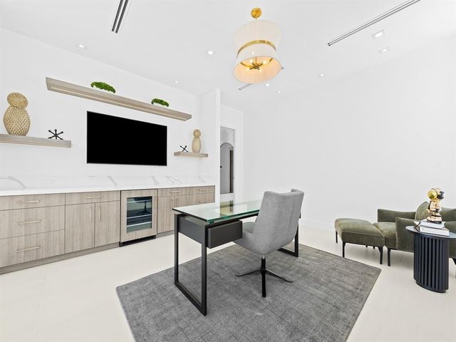 2657 NE 34th St, Fort Lauderdale, FL 33306