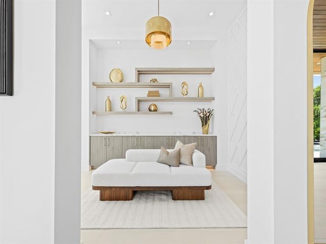 2657 NE 34th St, Fort Lauderdale, FL 33306