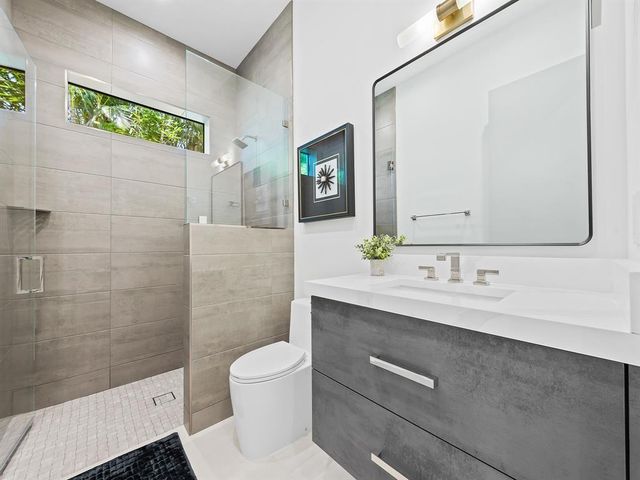 2657 NE 34th St, Fort Lauderdale, FL 33306