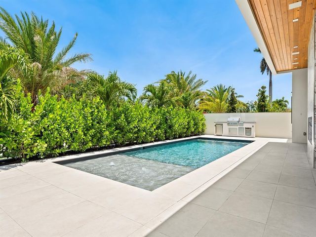 2657 NE 34th St, Fort Lauderdale, FL 33306