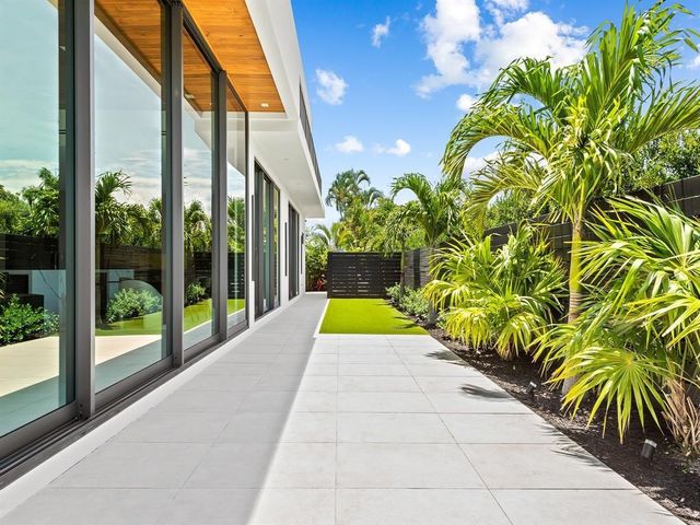 2657 NE 34th St, Fort Lauderdale, FL 33306