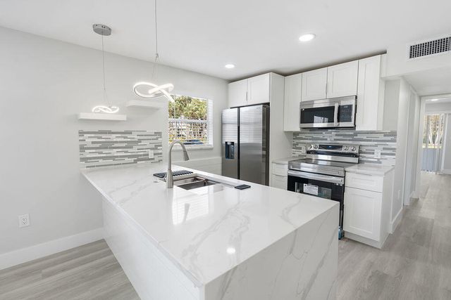 385 Flanders I, Delray Beach, FL 33484