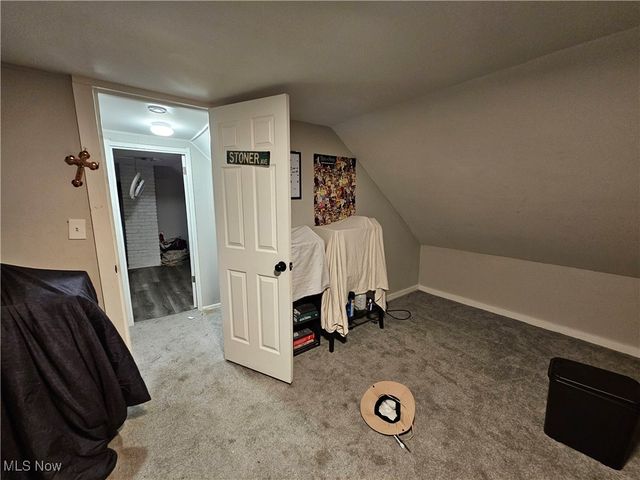 7700 Colgate Avenue, Cleveland, OH 44102