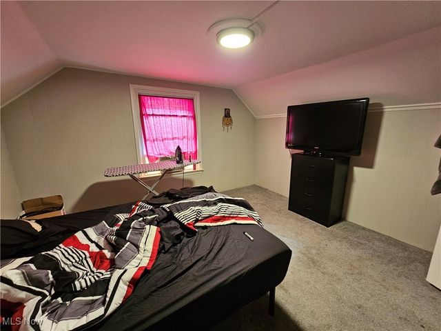 7700 Colgate Avenue, Cleveland, OH 44102