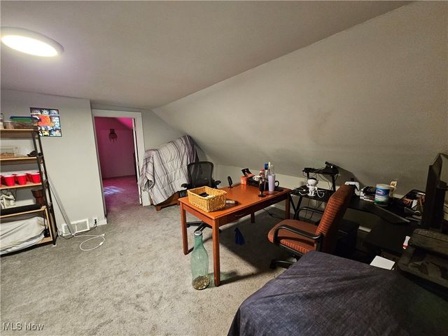 7700 Colgate Avenue, Cleveland, OH 44102