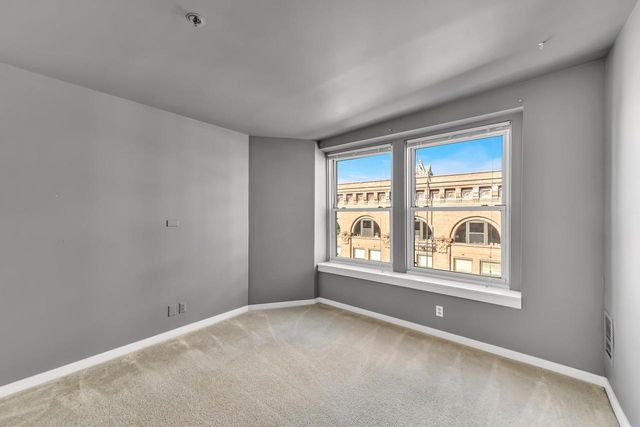 234 N Broadway #613, Milwaukee, WI 53202