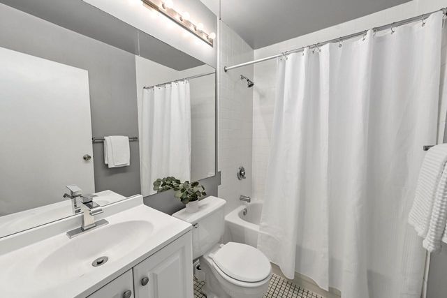 234 N Broadway #613, Milwaukee, WI 53202