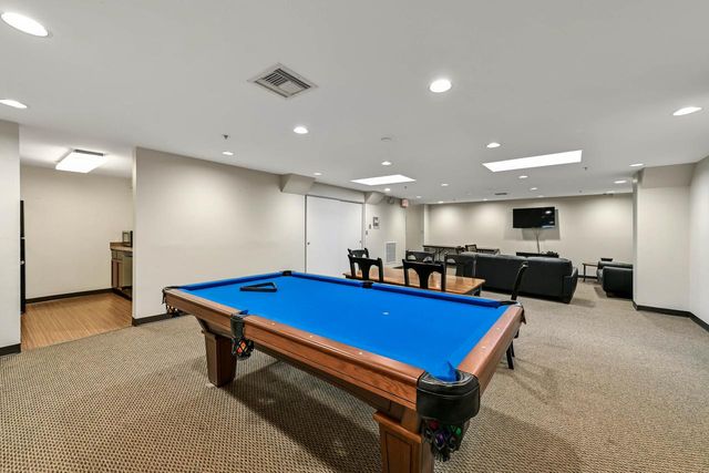 234 N Broadway #613, Milwaukee, WI 53202