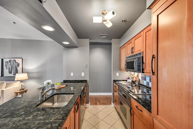 234 N Broadway #613, Milwaukee, WI 53202