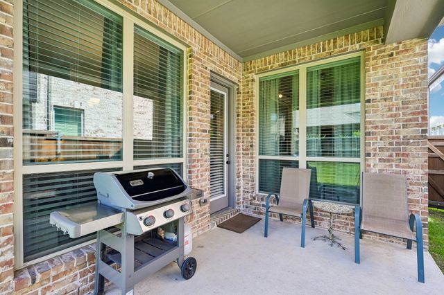 6800 Sleepy River Street, Mckinney, TX 75070