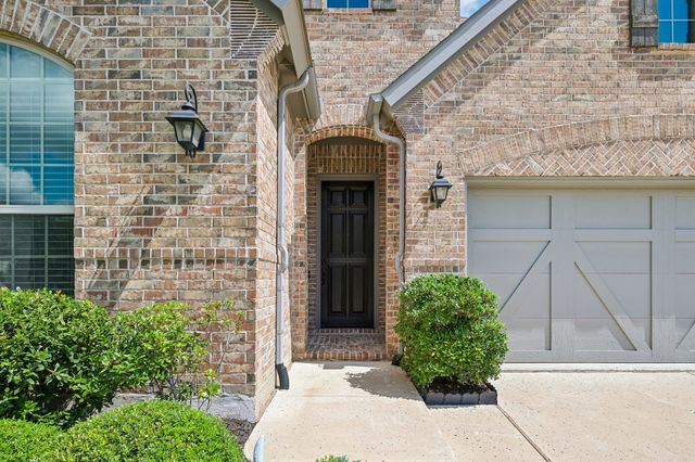 6800 Sleepy River Street, Mckinney, TX 75070