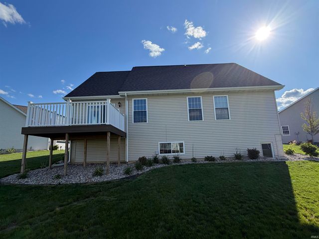 1125 Chestnut Circle, Plymouth, IN 46563