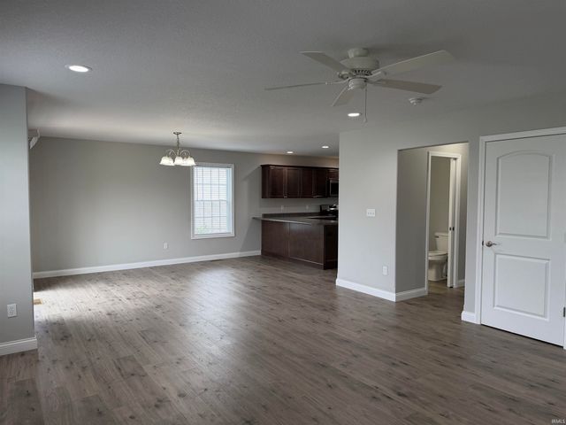1125 Chestnut Circle, Plymouth, IN 46563