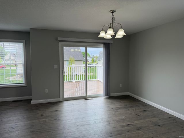 1125 Chestnut Circle, Plymouth, IN 46563