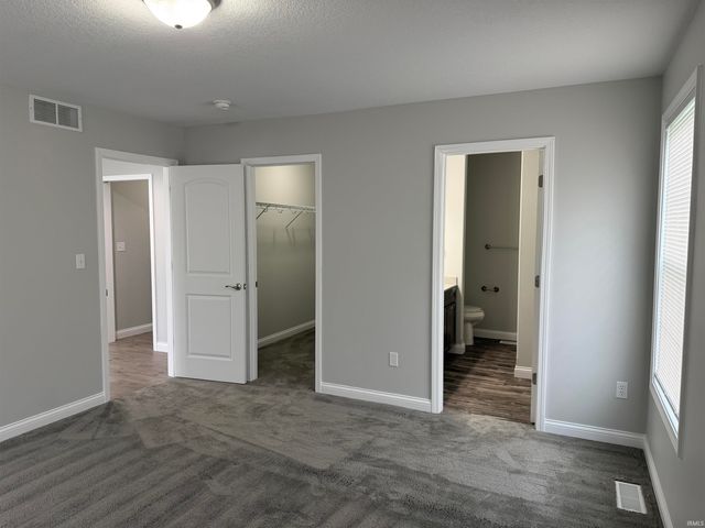 1125 Chestnut Circle, Plymouth, IN 46563
