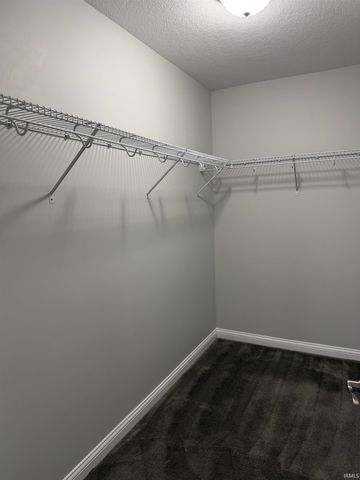 1125 Chestnut Circle, Plymouth, IN 46563