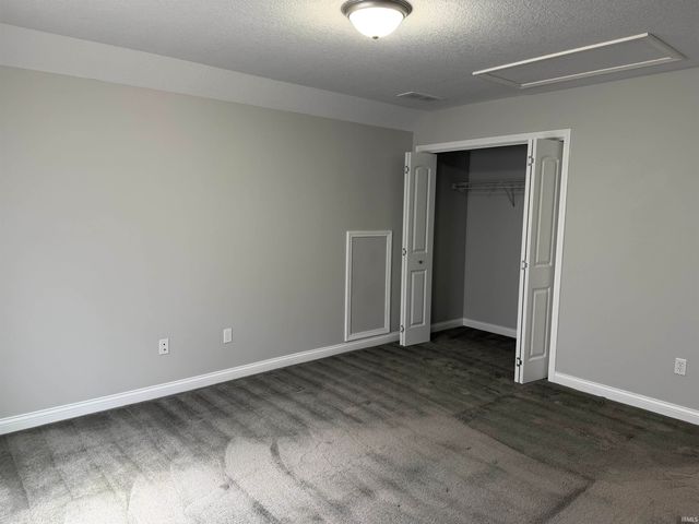 1125 Chestnut Circle, Plymouth, IN 46563