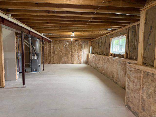 1125 Chestnut Circle, Plymouth, IN 46563