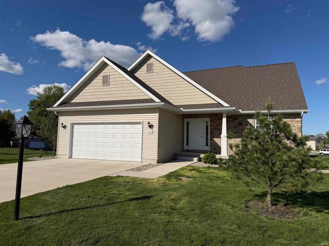 1125 Chestnut Circle, Plymouth, IN 46563