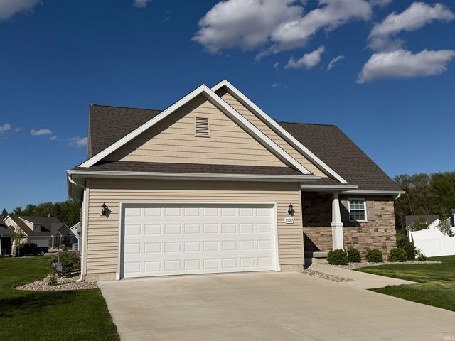 1125 Chestnut Circle, Plymouth, IN 46563