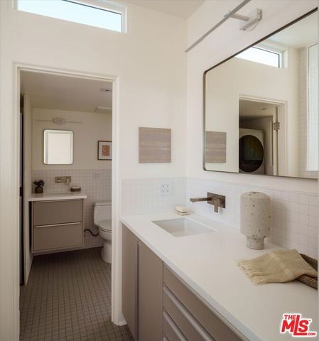 2083 Hanscom Drive, South Pasadena, CA 91030